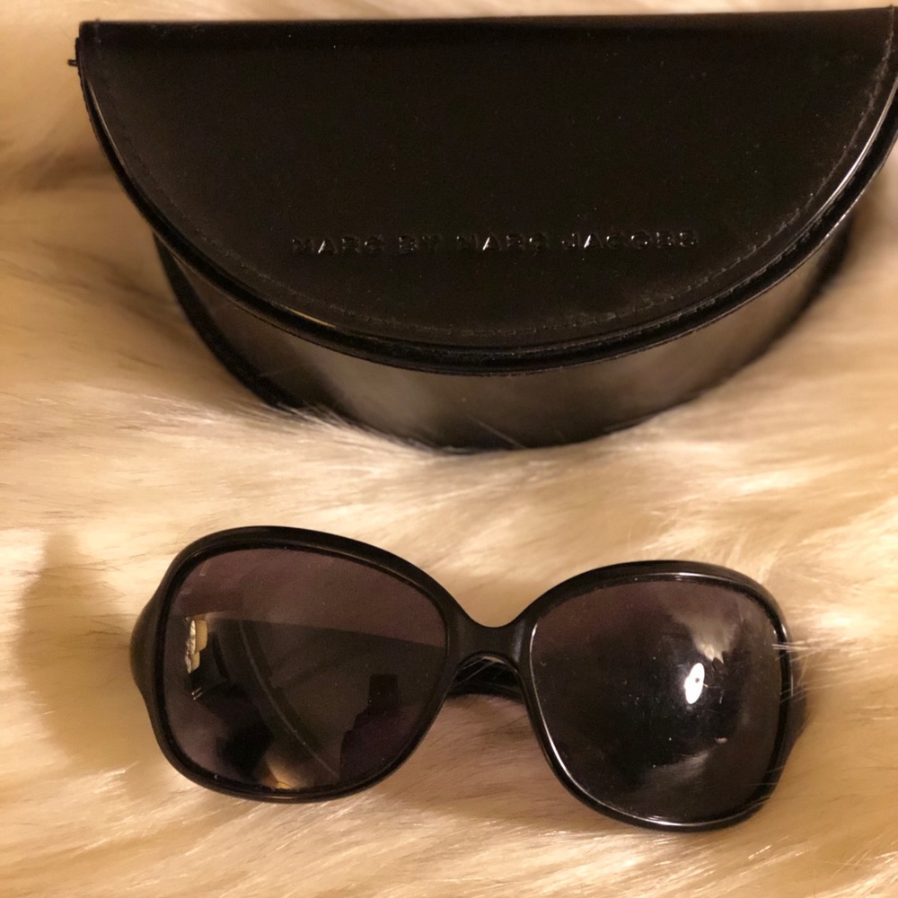 Marc by Marc Jacobs Glam Sunglasses with Case
